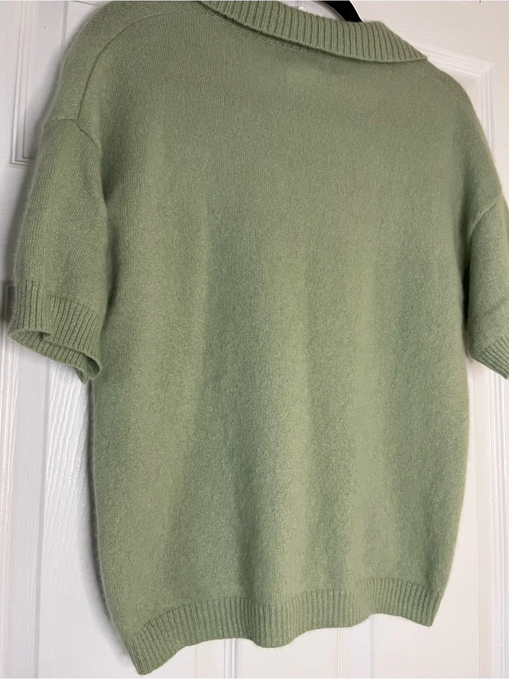 Magaschoni 100% Cashmere Short-Sleeve Polo V-Neck Sweater in Sage Green